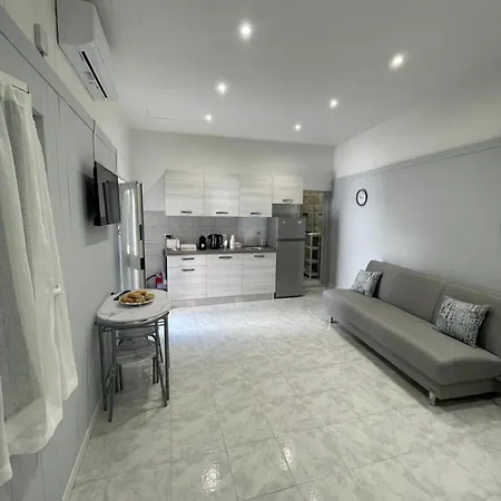 Terry's House * Bari